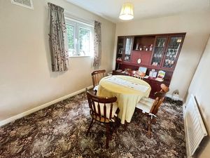 Dining Area- click for photo gallery